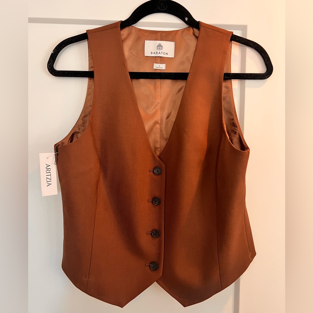 Aritzia Vest